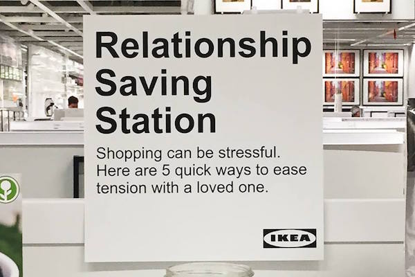 Toda una idea: «puestos de salvamento de relaciones de pareja» en Ikea