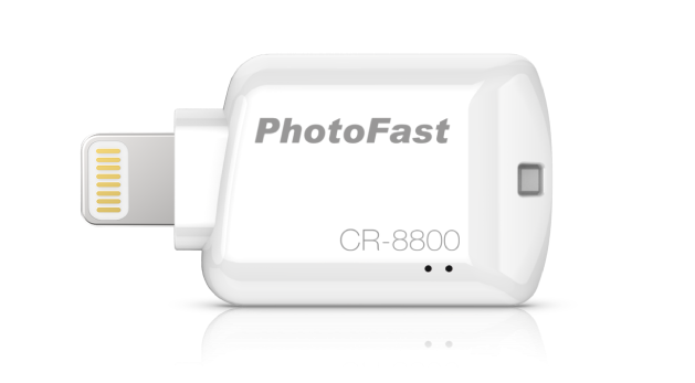 PhotoFast CR-8800, adaptador para almacenamiento extra con microSD en los iPhone