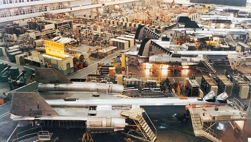 SR-71 en construcción