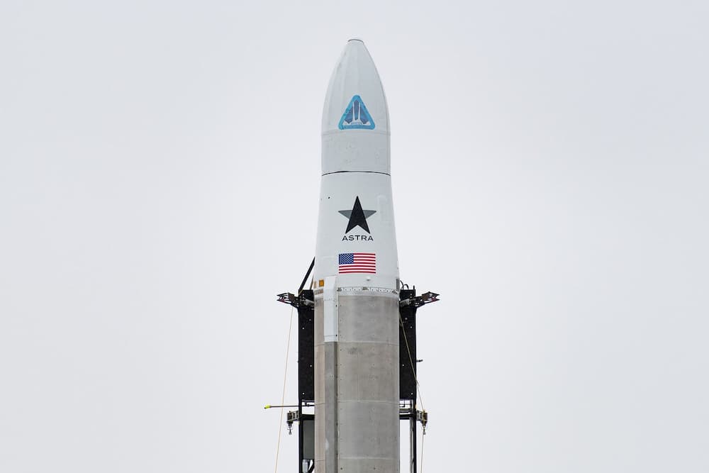 1 of 3 en la plataforma de lanzamiento – DARPA