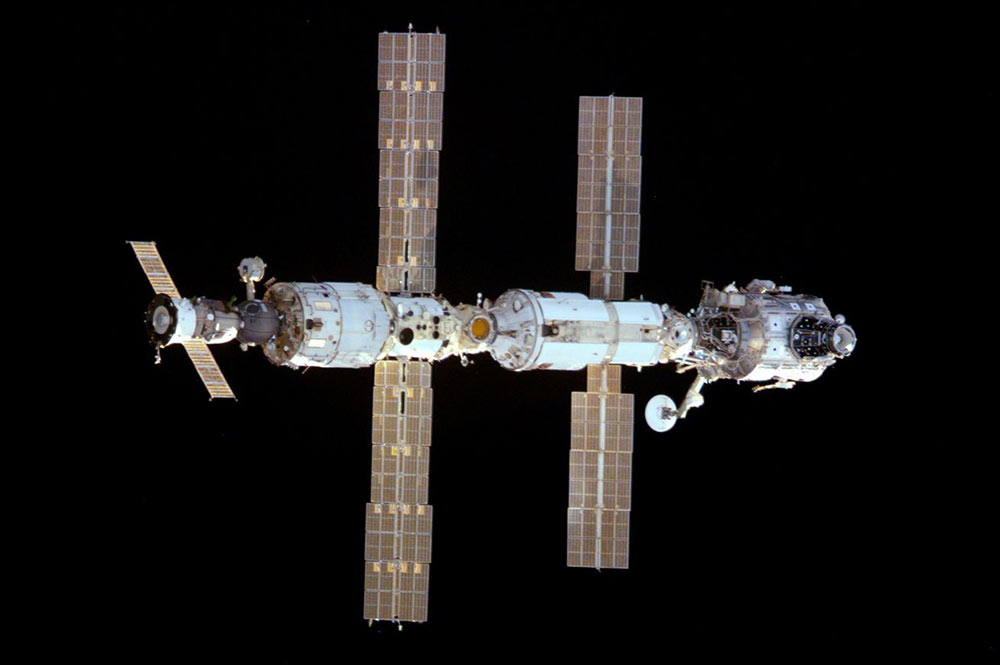 La Estación Espacial Internacional durante la Expedición 1 – NASA