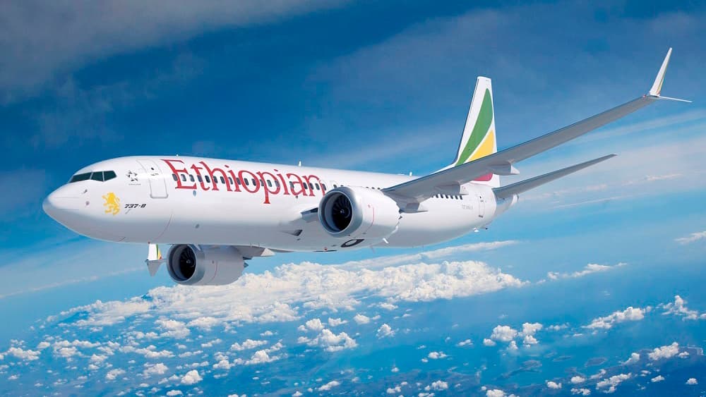 Impresión artística de un Boeing 737 MAX-8 de Ethiopian Airlines en vuelo – Boeing