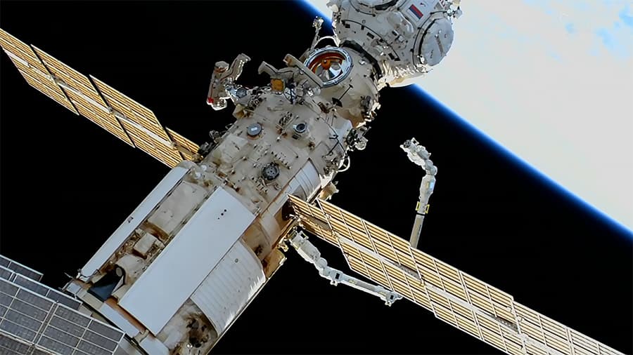 El Brazo robótico europeo al fin hace sus primeros movimientos en la Estación Espacial Internacional