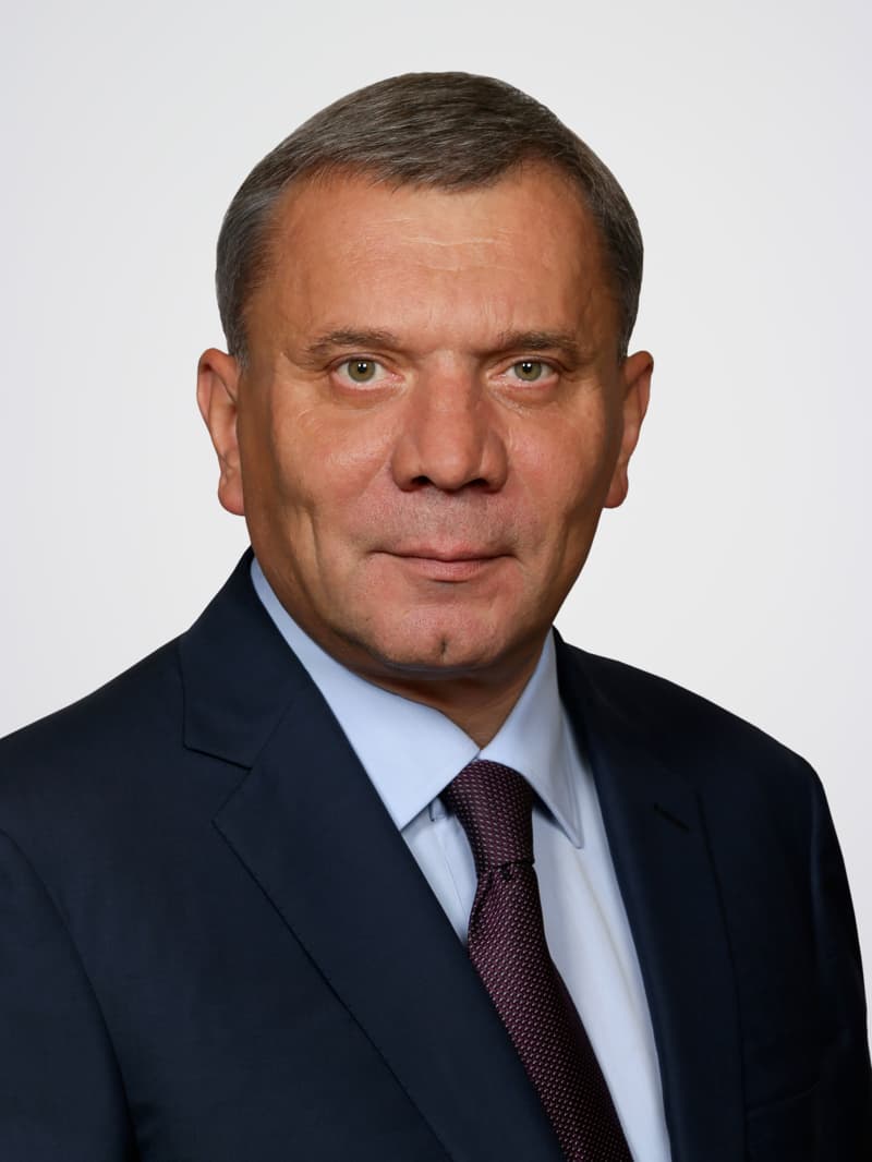 Retrato oficial de Yuri Borísov – Gobierno de Rusia