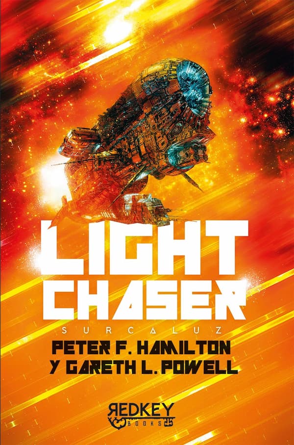 Portada del libro en la que se ve una nave sobre un fondo de puntos de luz y rayas anaranjadas que supongo que quieren dar la idea de velocidad