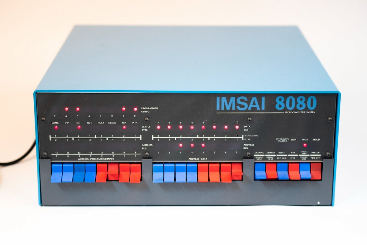 Rescatando Reseña Histórica: El IMSAI 8080 vuelve al presente.