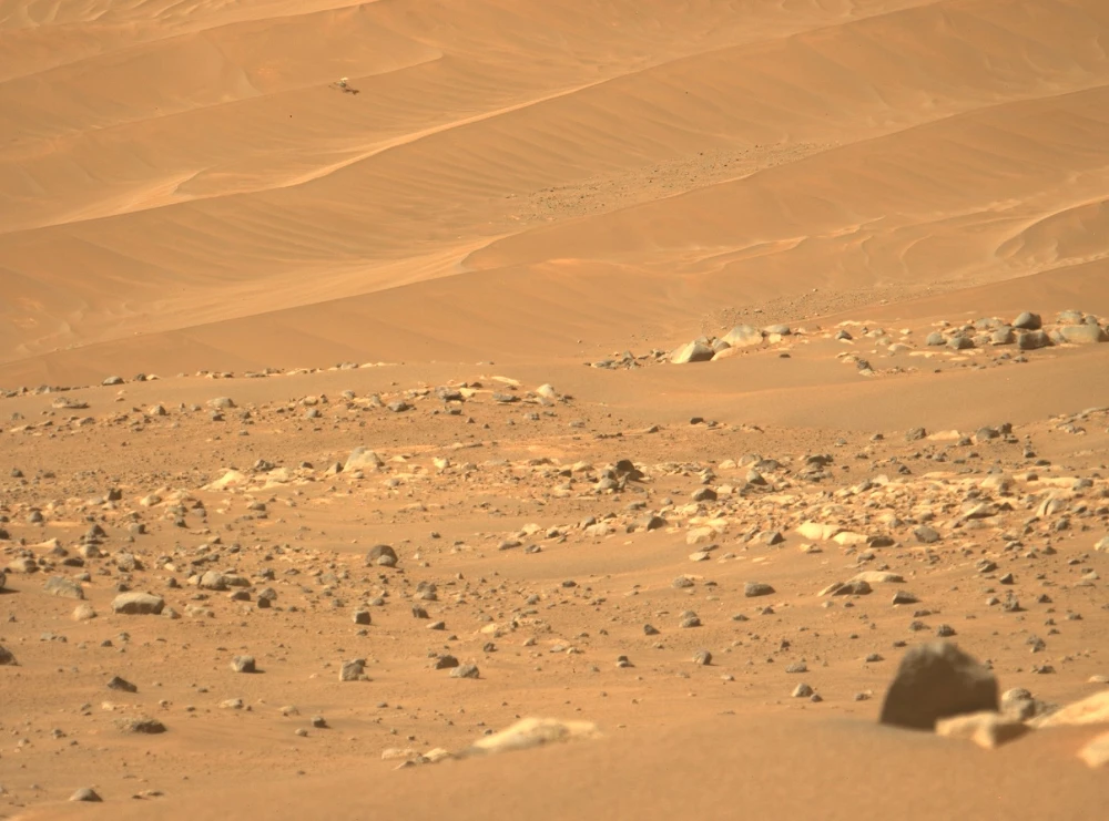 El rover Perseverance hace unas últimas fotos del helicóptero Ingenuity en Marte