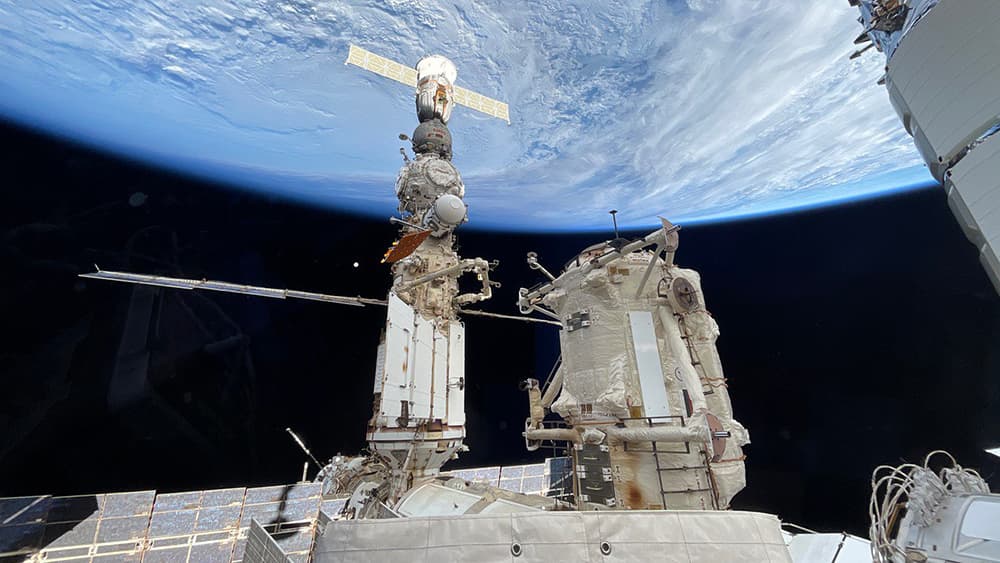 La NASA contrata con SpaceX la nave para la futura destrucción controlada de la Estación Espacial Internacional