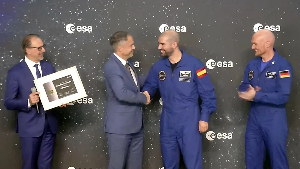 Una entrevista con Pablo Álvarez, el nuevo astronauta español de la ESA, en el día de su graduación