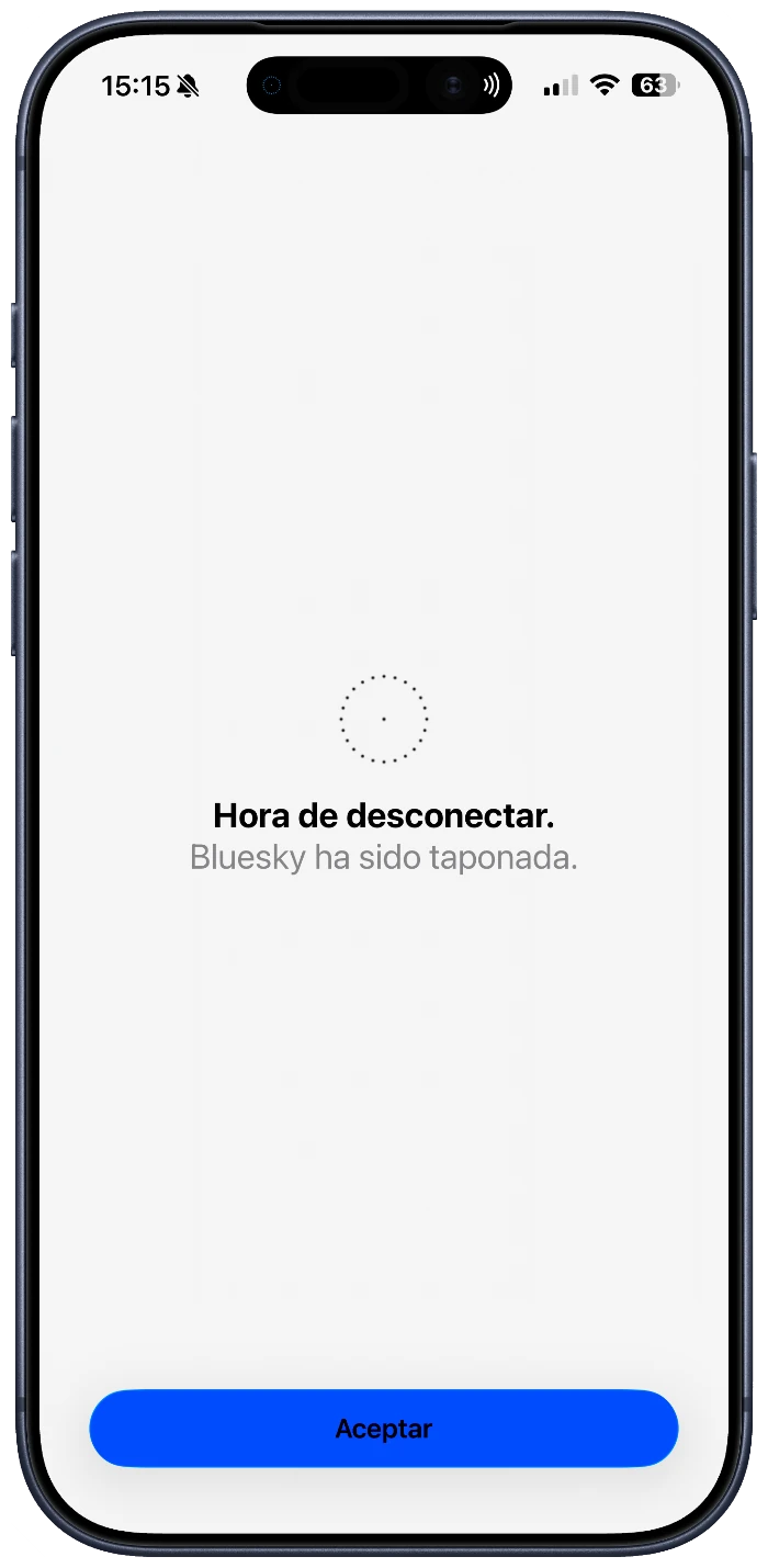 Imagen de un iPhone mostrando el mensaje de que Bluesky ha sido taponada