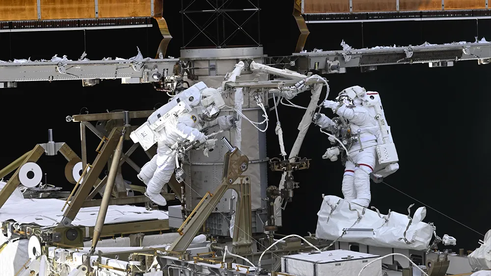 La Estación Espacial Internacional está lista para que le instalen el ahora sí penúltimo panel solar desenrollable