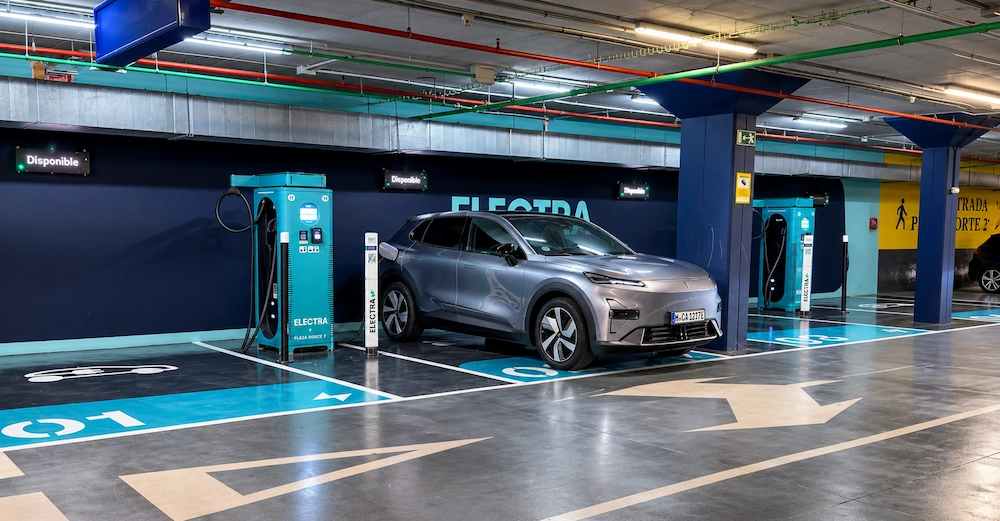 Cómo es la experiencia de recargar un coche eléctrico en 2026 (CC) Alvy
