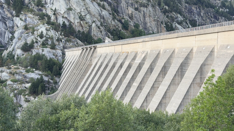 Presa de Cavallers (CC)-by Alvy