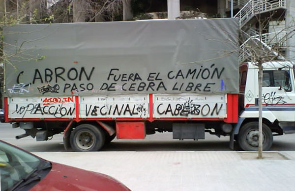 Cabron-Fuera-Del-Camion