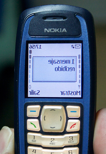 Un Nokia al revés