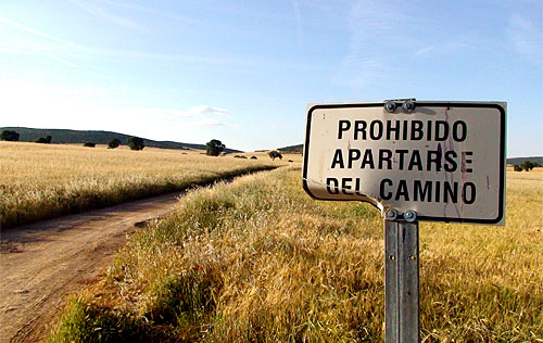 Prohibido-Apartarse-Camino